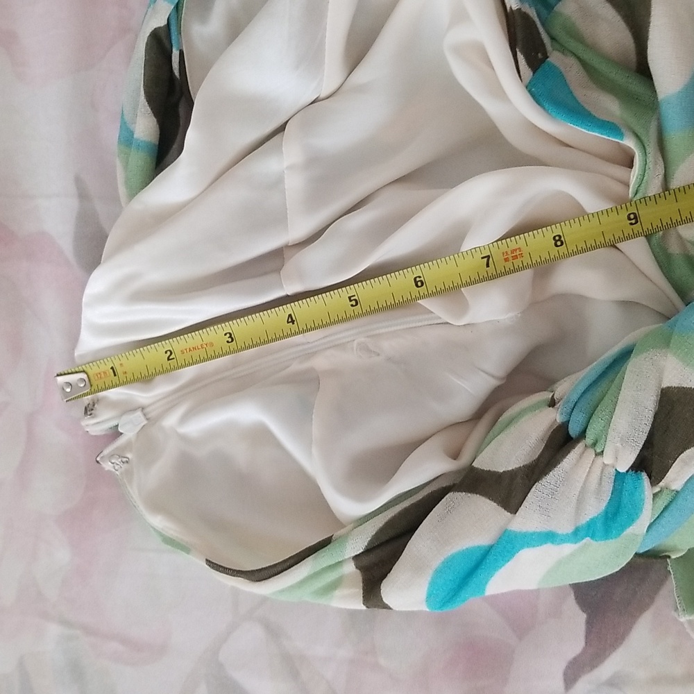 Groovy Bebe spring skirt (M) - Picture 8 of 9